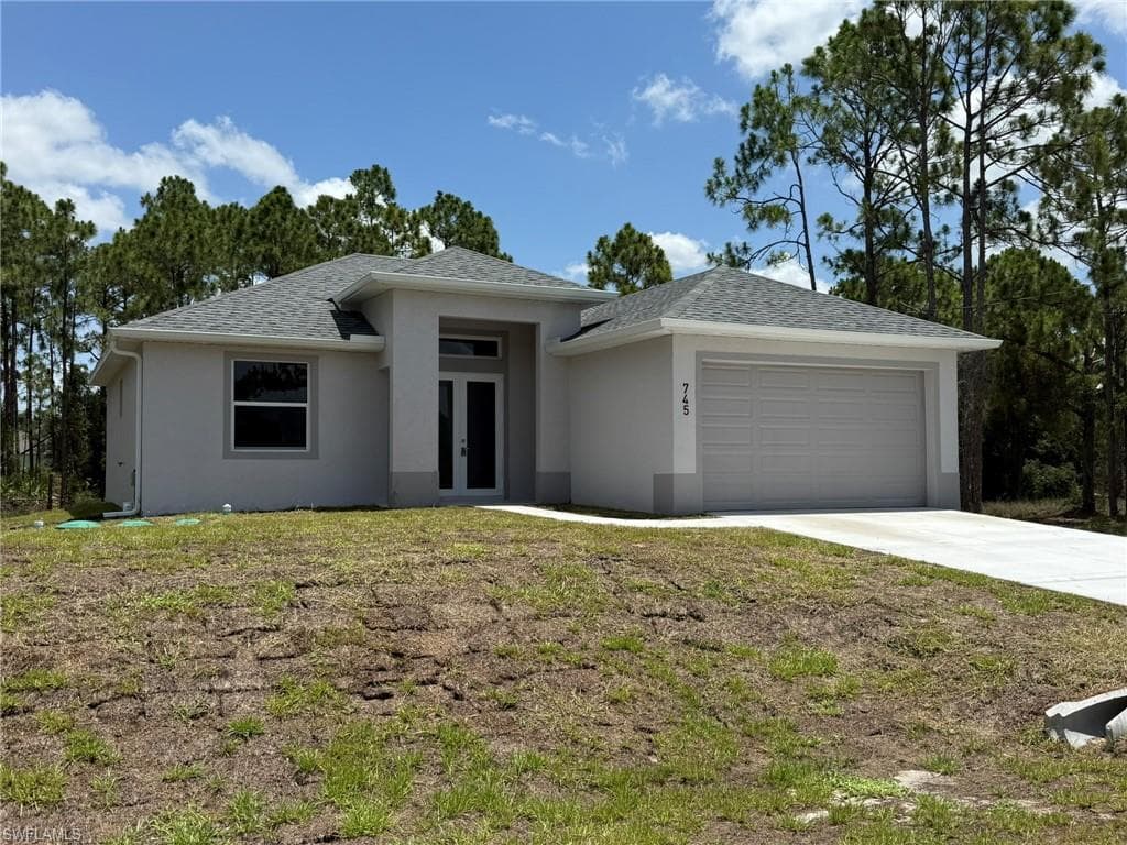 745 Manuel ST E LEHIGH ACRES, FL 33974
