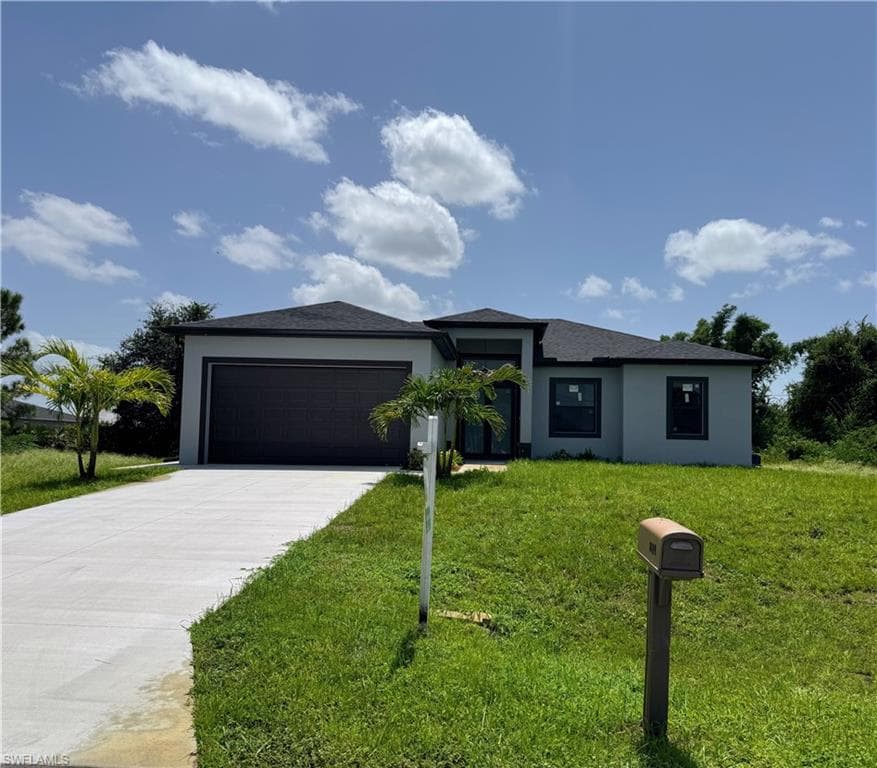 2815 37th ST SW LEHIGH ACRES, FL 33976