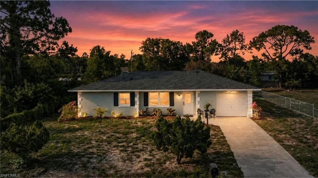 4211 5th ST W LEHIGH ACRES, FL 33971
