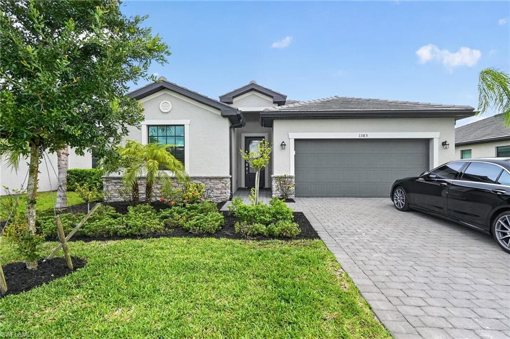 1385 Birdie DR NAPLES, FL 34120