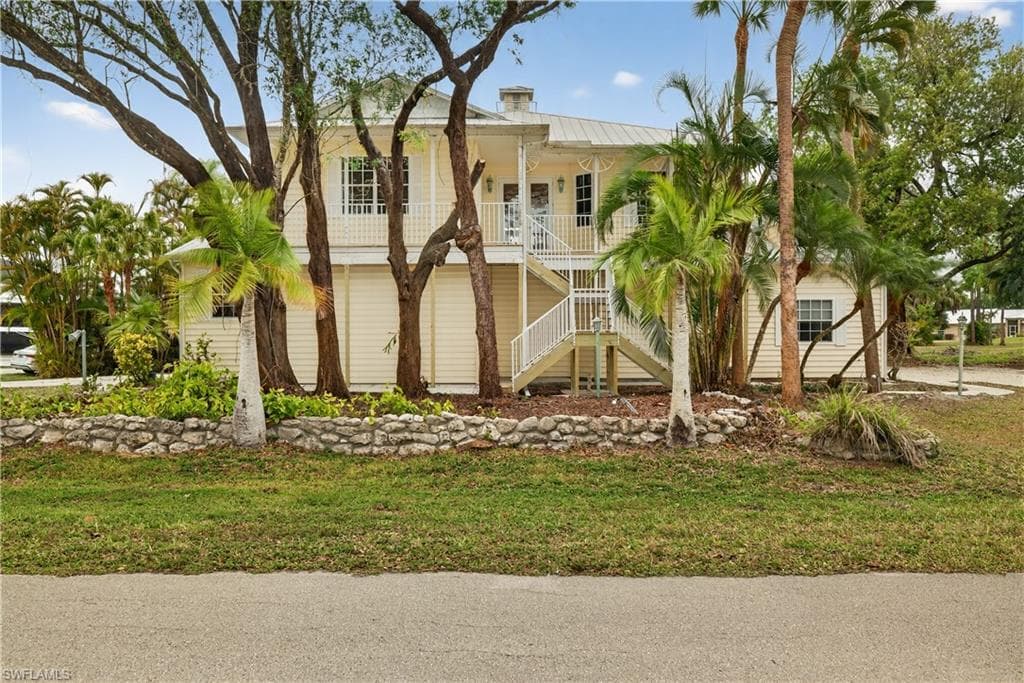 14941 Center ST FORT MYERS, FL 33905