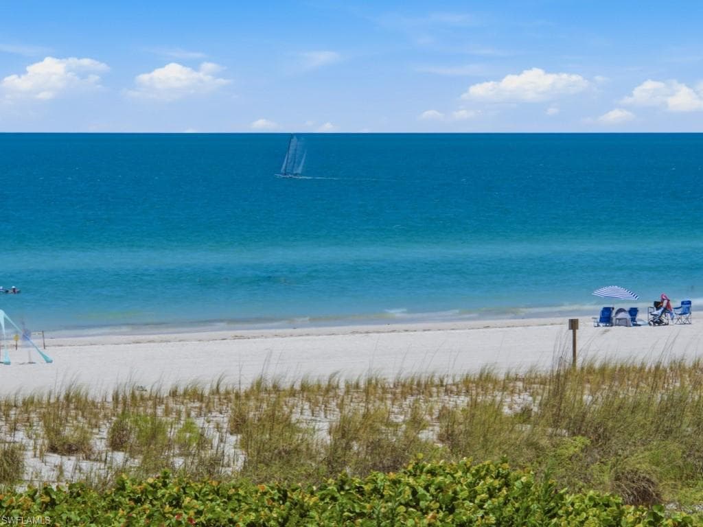 780 Collier BLVD 202 MARCO ISLAND, FL 34145
