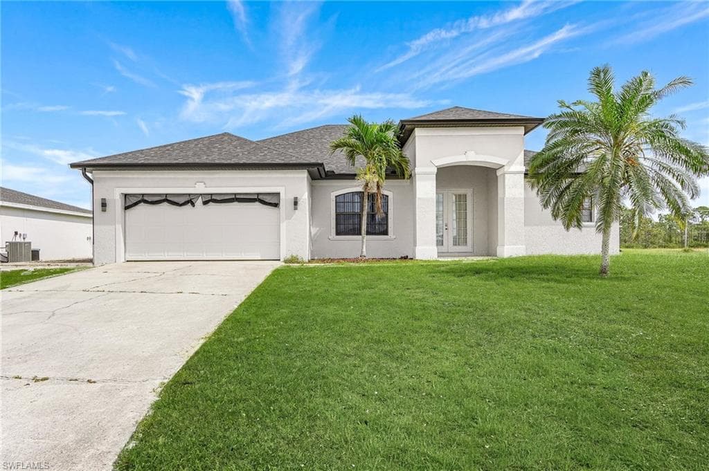 831 NW 30th ST CAPE CORAL, FL 33993