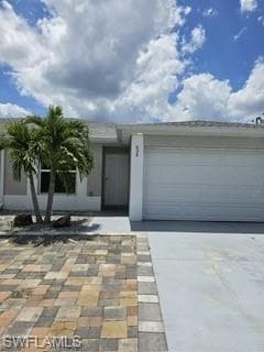 606 SW 8th PL CAPE CORAL, FL 33991