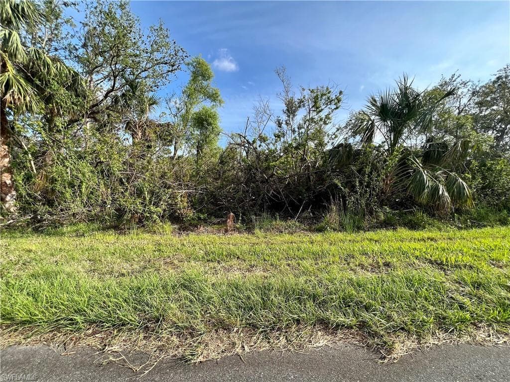 15163 Estate TER PORT CHARLOTTE, FL 33953