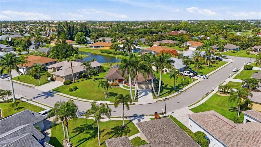 8867 Staghorn WAY FORT MYERS, FL 33908