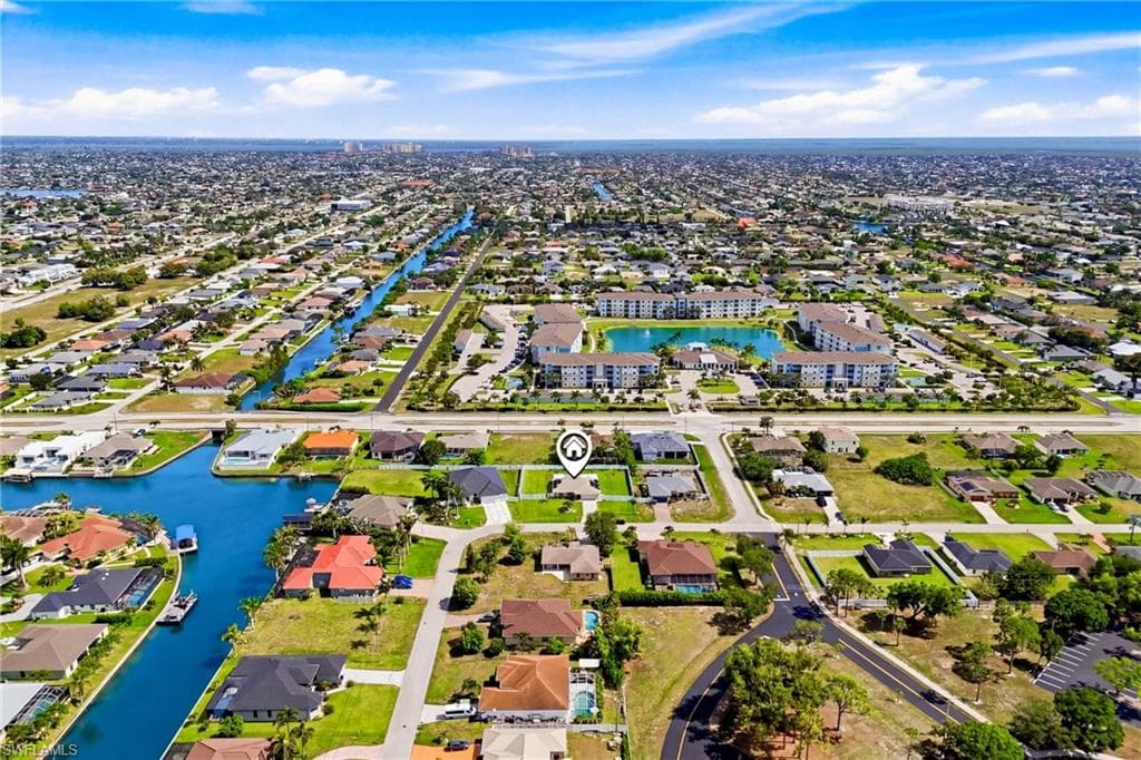 1732 SW 36th TER CAPE CORAL, FL 33914