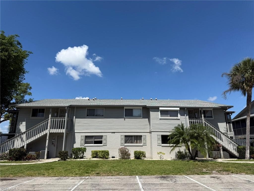 5751 Foxlake DR A NORTH FORT MYERS, FL 33917