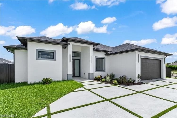 1809 SW Trafalgar PKWY CAPE CORAL, FL 33991