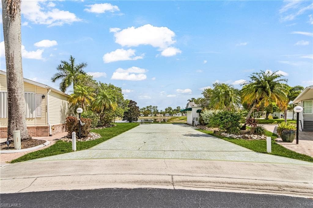 3066 Waterview PT NAPLES, FL 34120