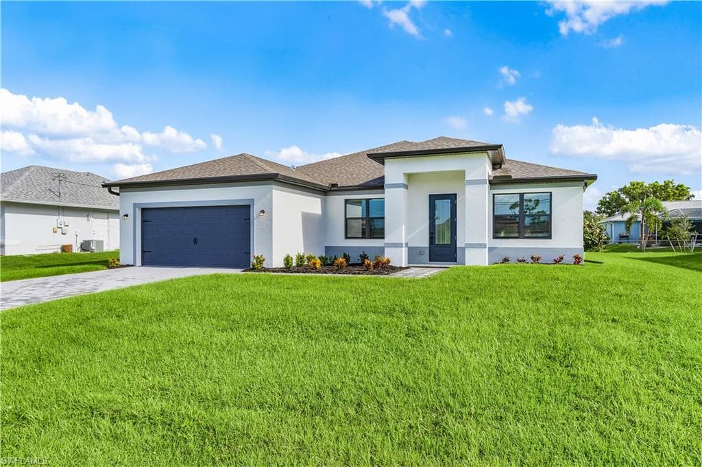 331 Nicholas PKWY E CAPE CORAL, FL 33990