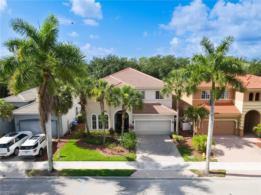 8713 Pegasus DR LEHIGH ACRES, FL 33971