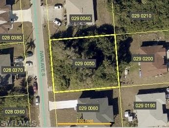 719 Ivan AVE S LEHIGH ACRES, FL 33973