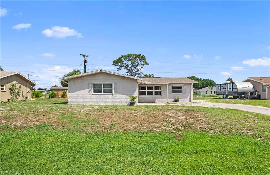 7289 Barragan RD FORT MYERS, FL 33967