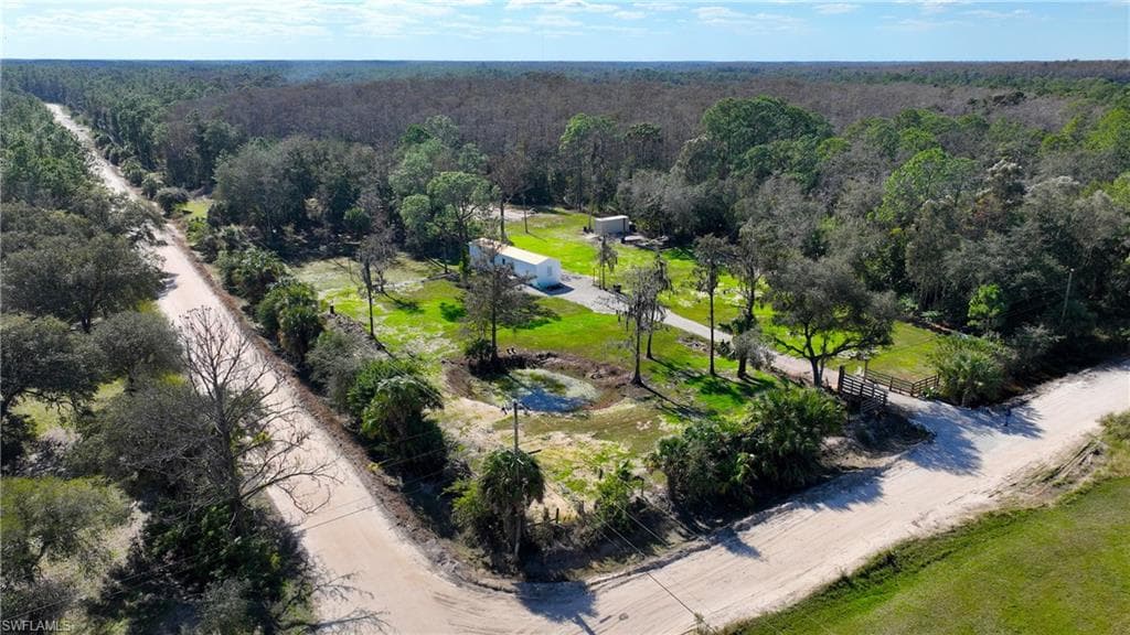 22950 Tinas LN FORT MYERS, FL 33913