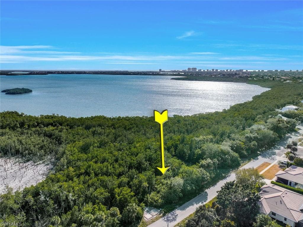 2031 Sheffield AVE MARCO ISLAND, FL 34145