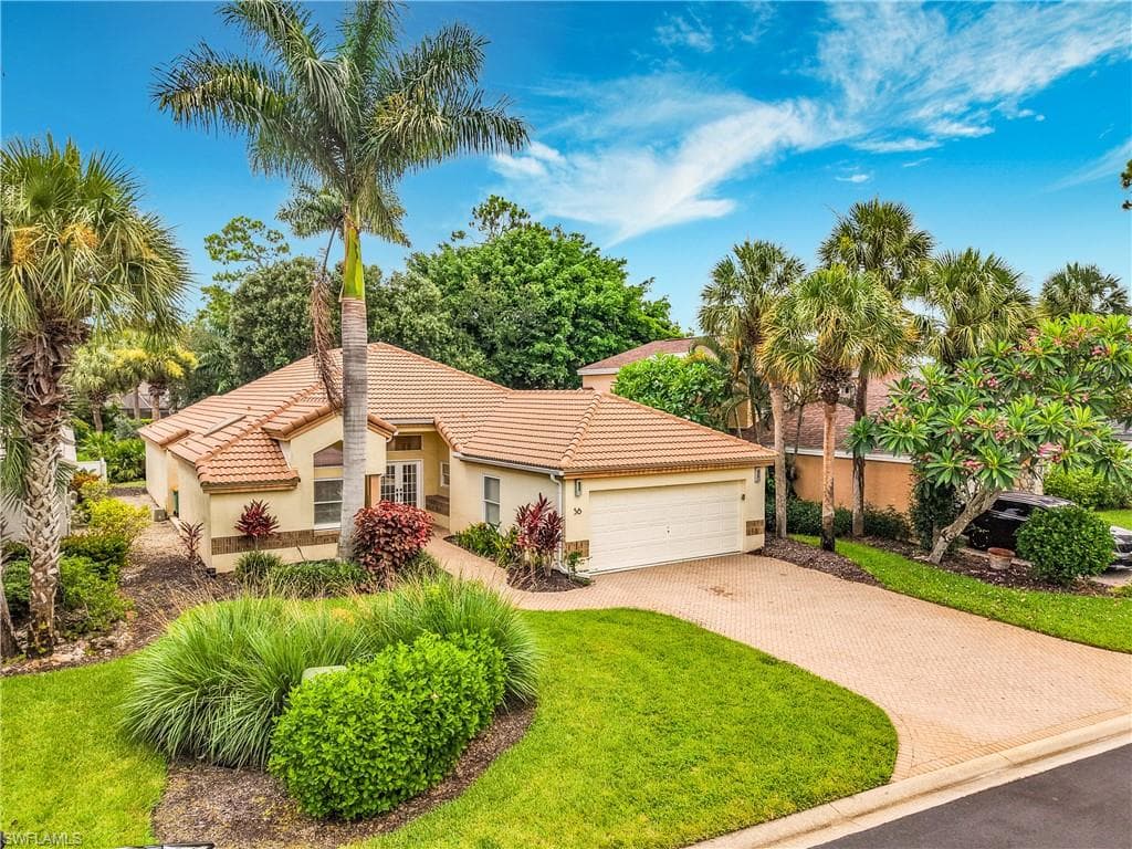 56 Grey Wing PT NAPLES, FL 34113