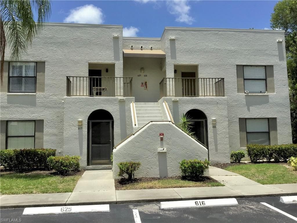 3321 Olympic DR 625 NAPLES, FL 34105