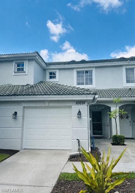 10091 Pacific Pines AVE FORT MYERS, FL 33966
