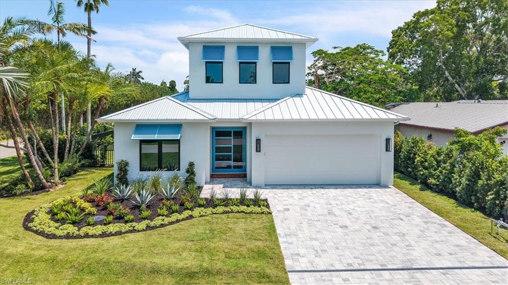 1009 29th AVE N NAPLES, FL 34103