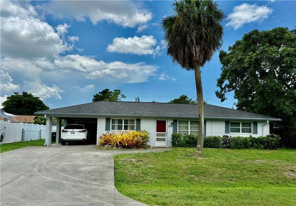 2216 Gorham AVE FORT MYERS, FL 33907