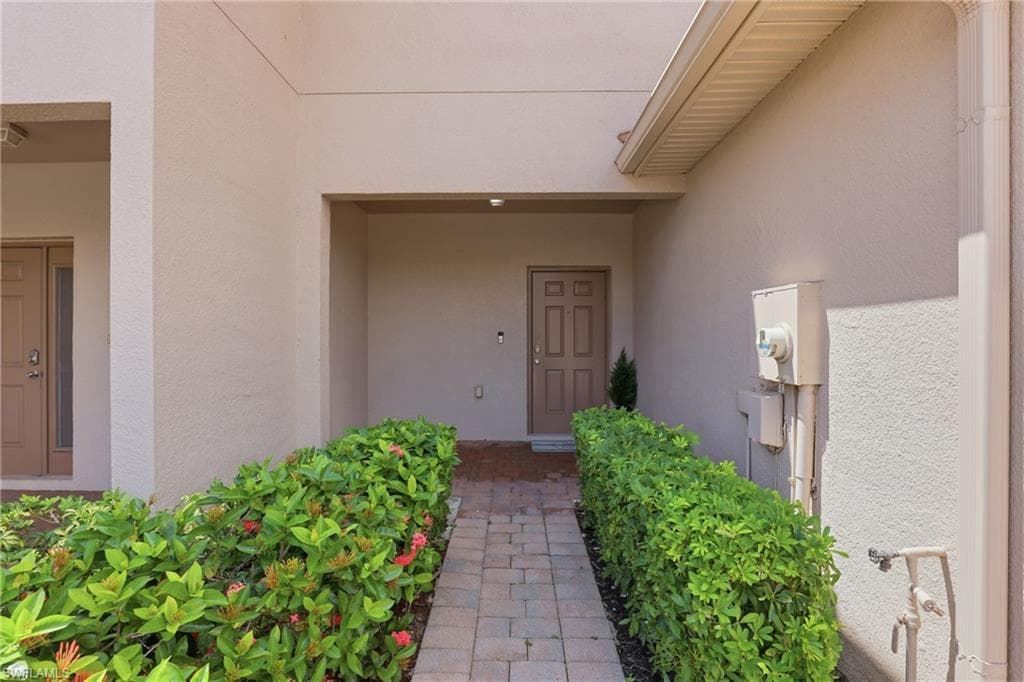 3818 Clearbrook LN FORT MYERS, FL 33966