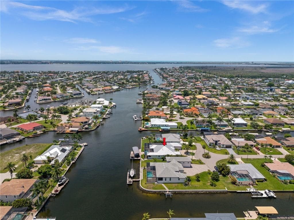 105 SW 52nd ST CAPE CORAL, FL 33914