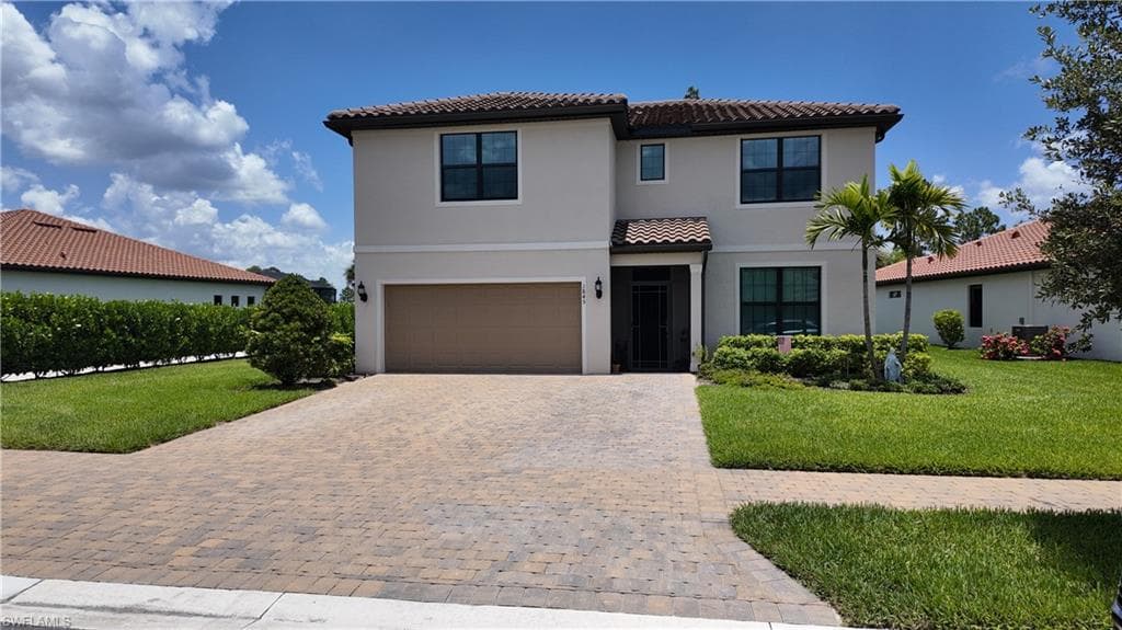 1845 Amador CT NAPLES, FL 34120
