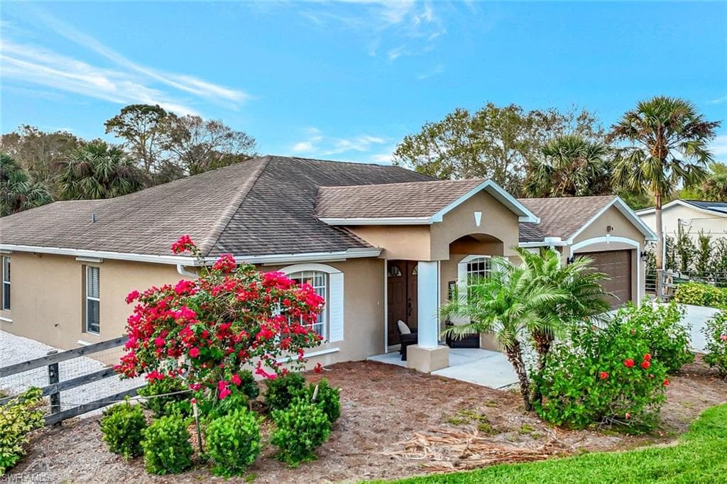 231 16th ST NE NAPLES, FL 34120