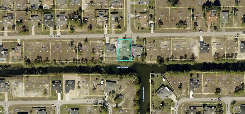 2212 NW 30th TER CAPE CORAL, FL 33993
