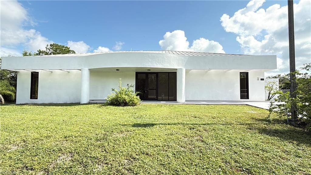 3205 Beck BLVD NAPLES, FL 34114