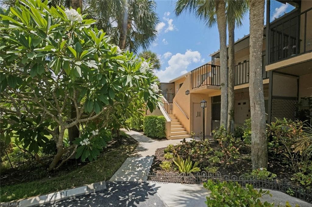 4010 Ice Castle WAY 8 NAPLES, FL 34112