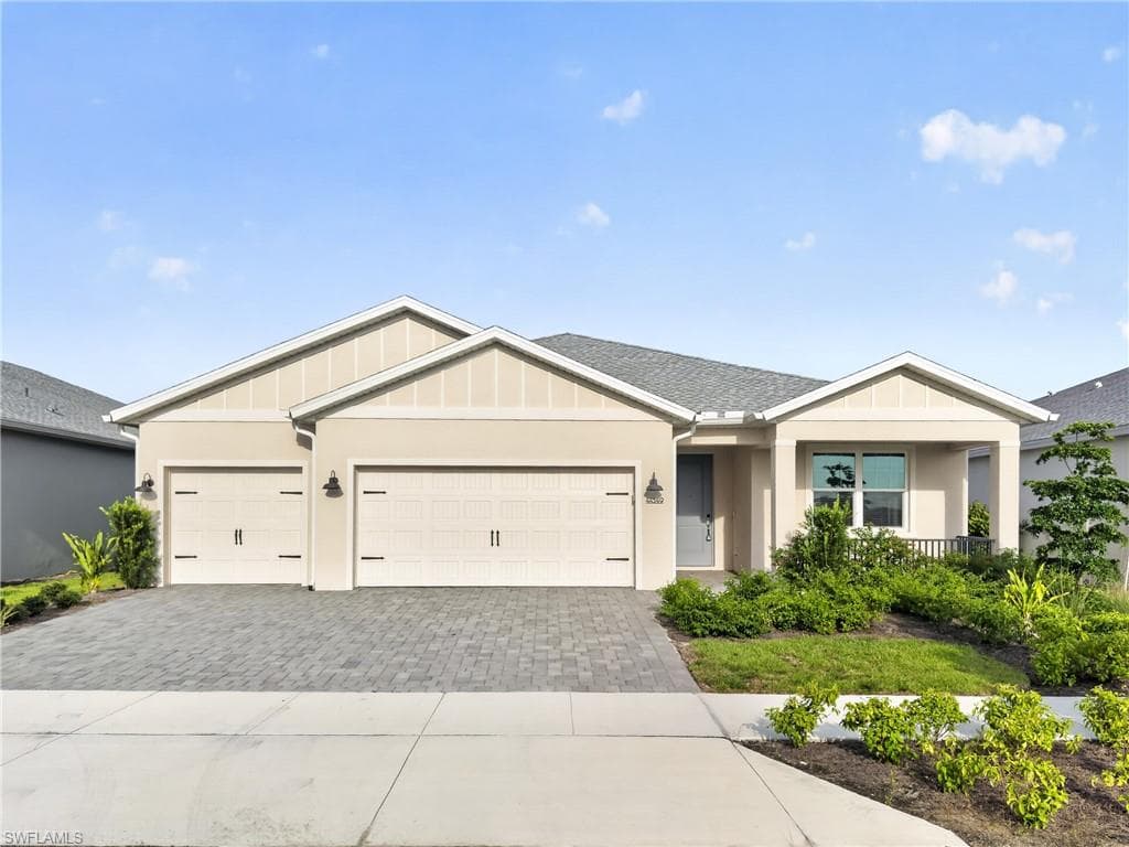 44549 Frontier DR PUNTA GORDA, FL 33982
