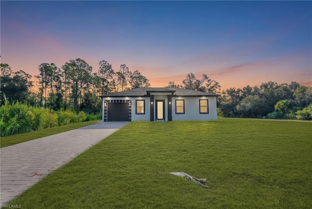 137 National AVE S LEHIGH ACRES, FL 33974