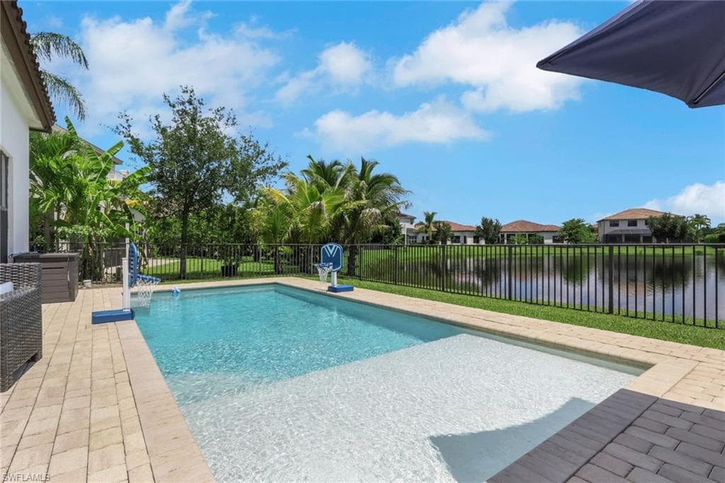 5386 Ferrari AVE IMMOKALEE, FL 34142