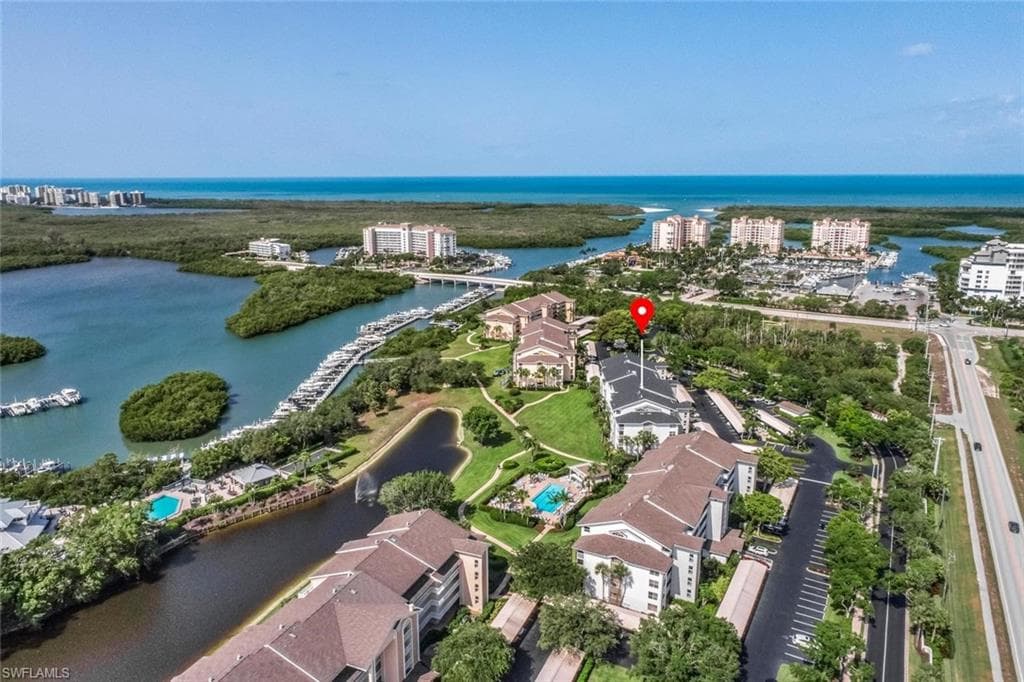 340 Horse Creek DR 305 NAPLES, FL 34110