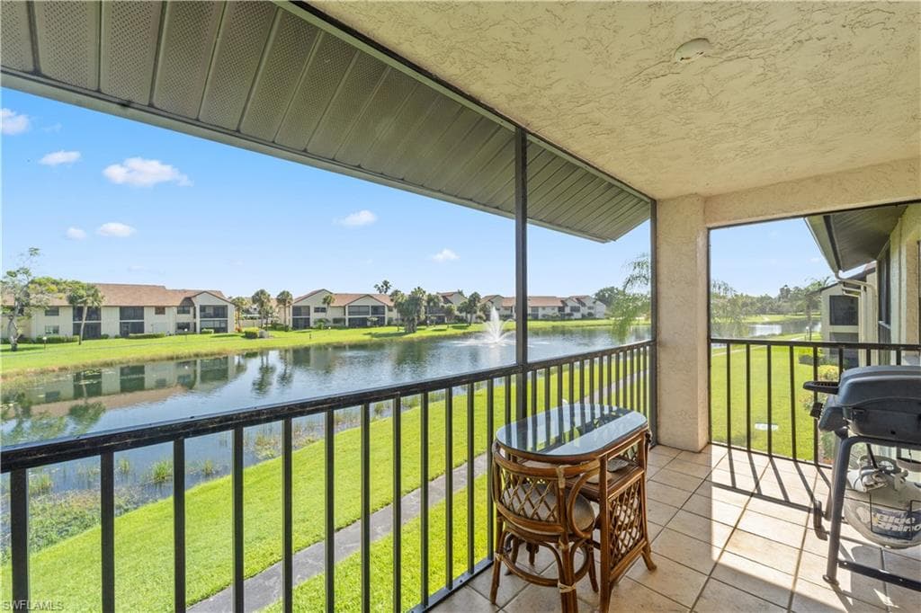 8565 Charter Club CIR 6 FORT MYERS, FL 33919