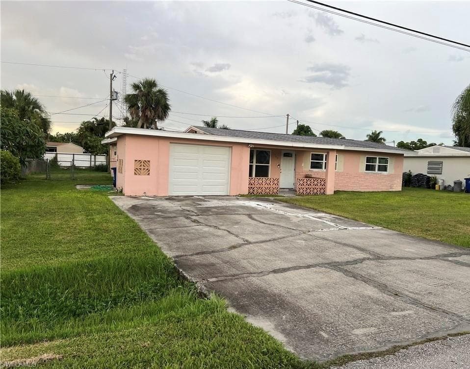 160 Brooks RD NORTH FORT MYERS, FL 33917