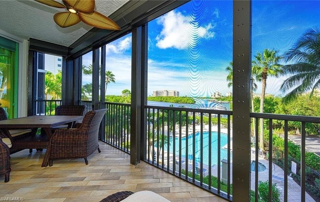 430 Cove Tower DR 302 NAPLES, FL 34110