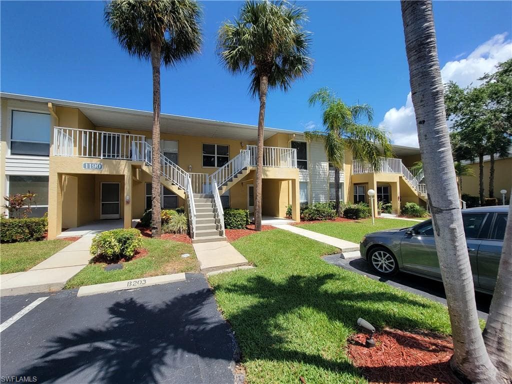 1190 Yesica Ann CIR B-204 NAPLES, FL 34110