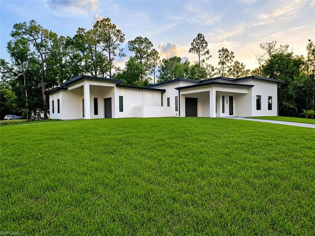 2402 George AVE S LEHIGH ACRES, FL 33973
