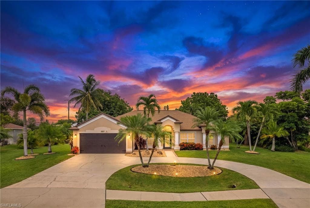 1927 Savona PKWY W CAPE CORAL, FL 33914