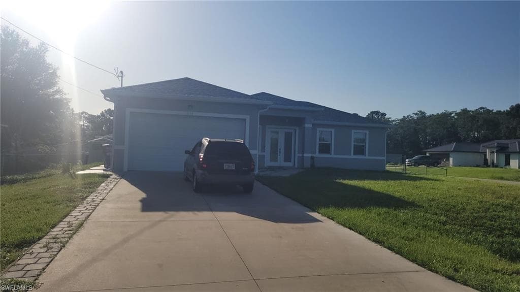 653 Foxchase DR LEHIGH ACRES, FL 33974
