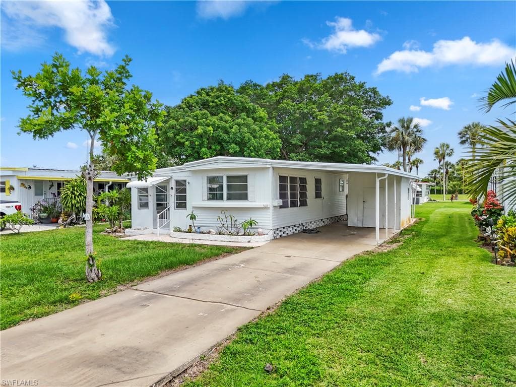 510 Menton LN NAPLES, FL 34112
