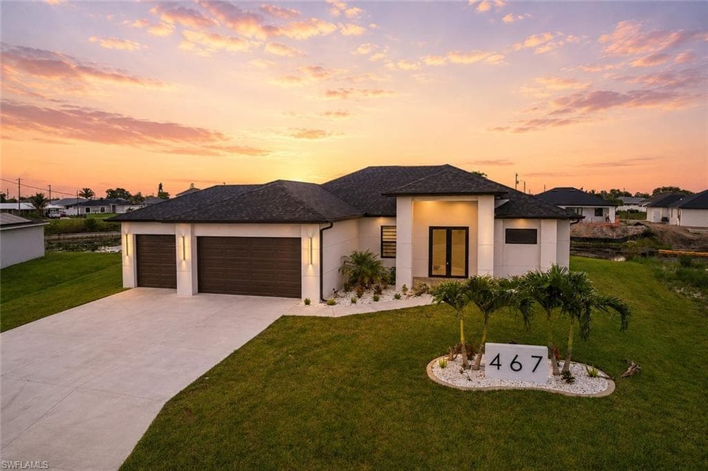 467 NE 5th AVE CAPE CORAL, FL 33909