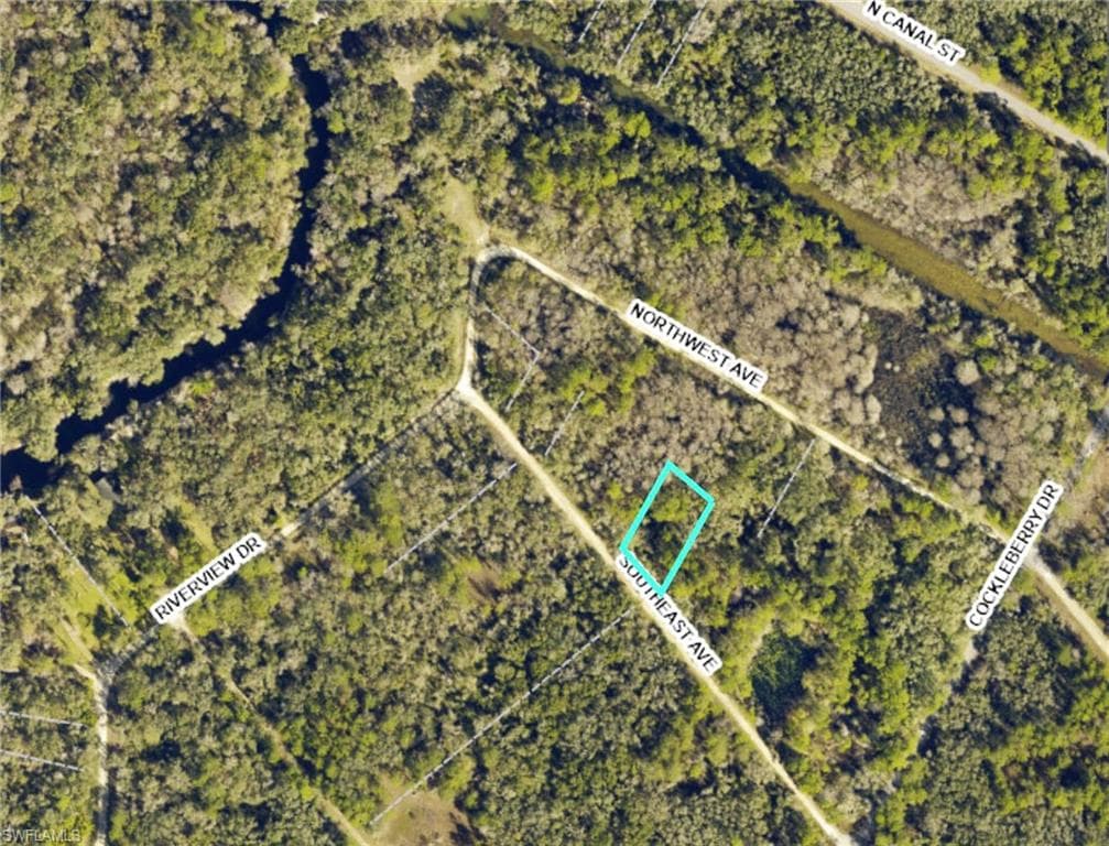 7406 Southeast AVE WEBSTER, FL 33597