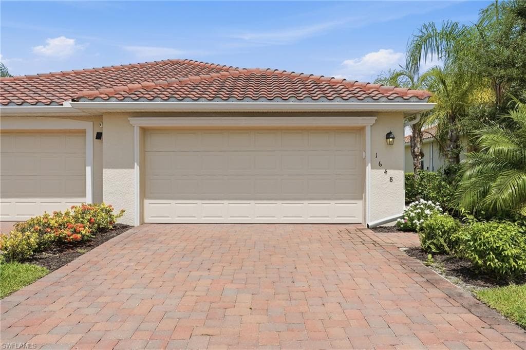1648 Alameda DR NAPLES, FL 34120