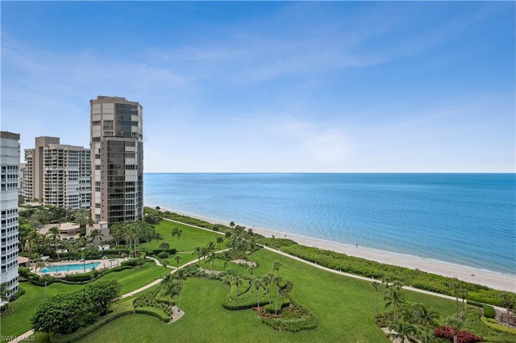 4551 Gulf Shore BLVD N 1406 NAPLES, FL 34103