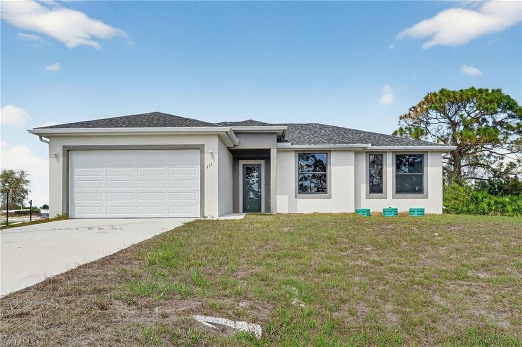 446 Western AVE S LEHIGH ACRES, FL 33974