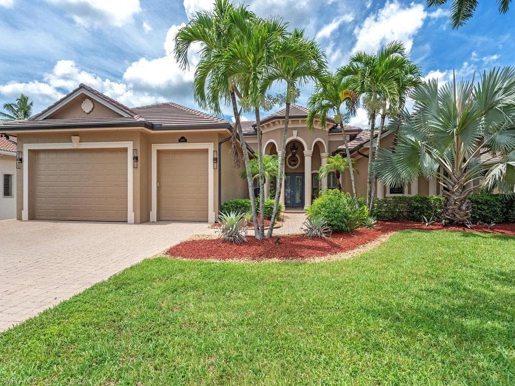14636 Beaufort CIR NAPLES, FL 34119